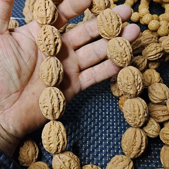 T***s文玩核桃吊坠纯野生山核桃