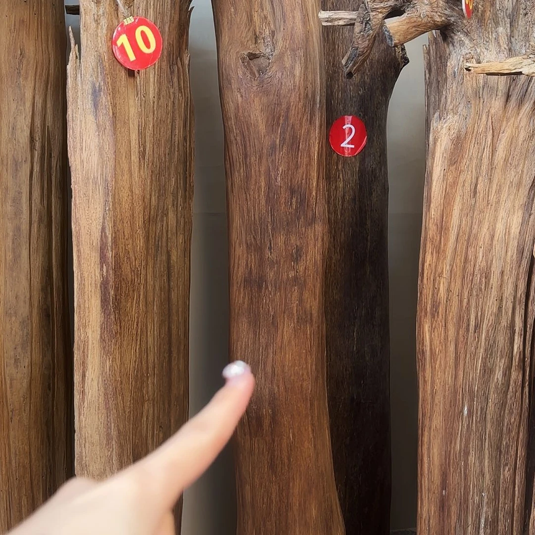 j***。摆件沉香天然沉香原材料摆件➕底座