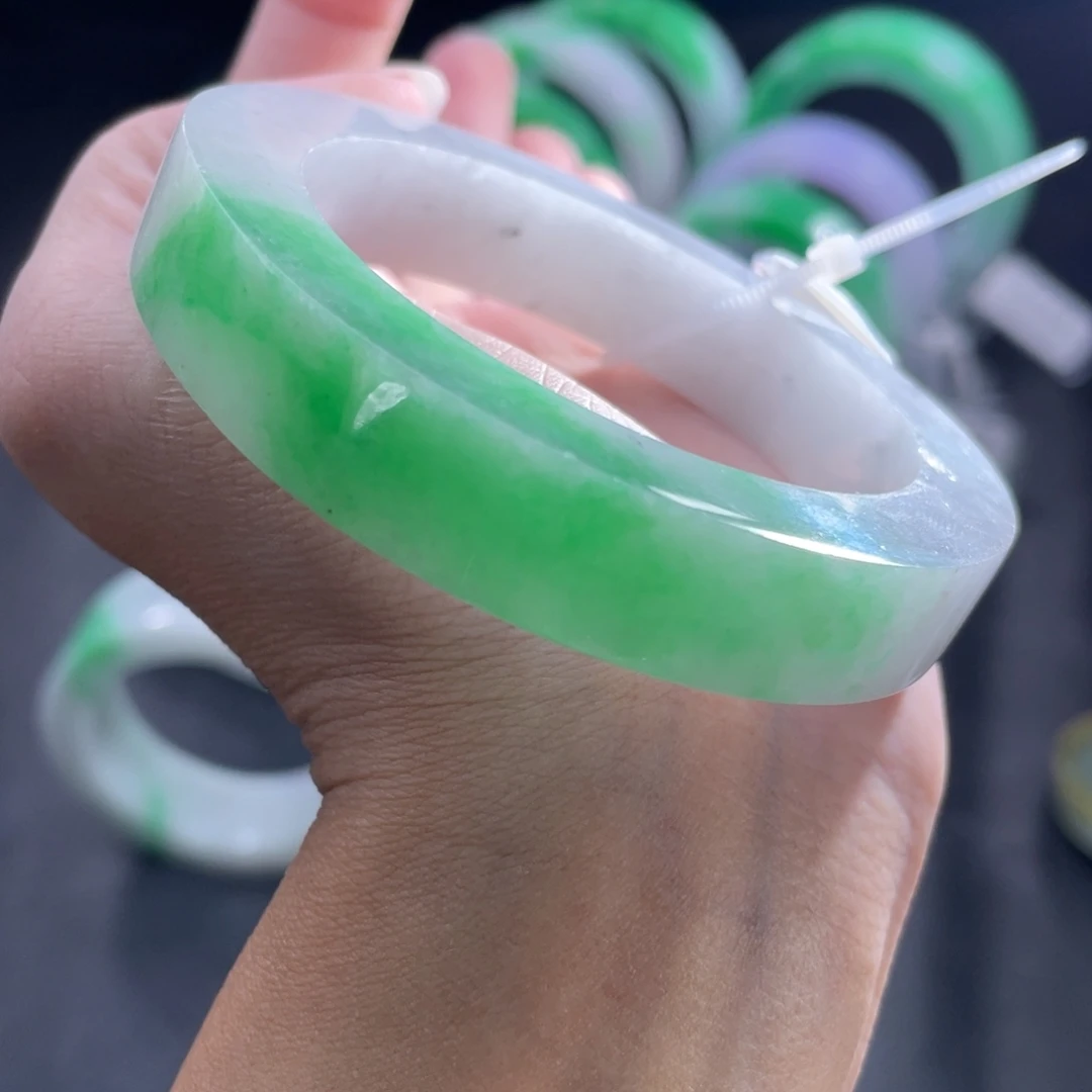 定制翡翠未镶嵌正圈