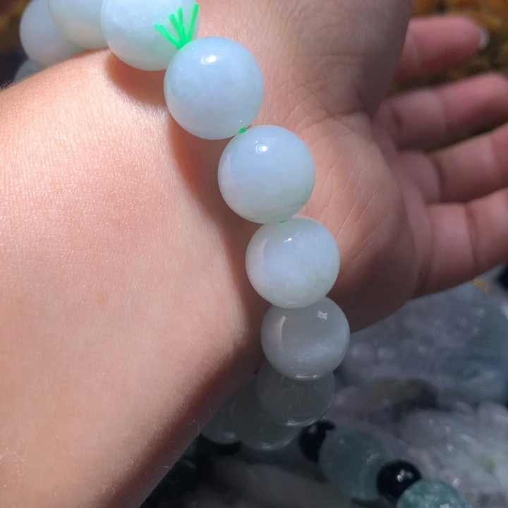 翡翠未镶嵌颈饰保真天然A货翡翠