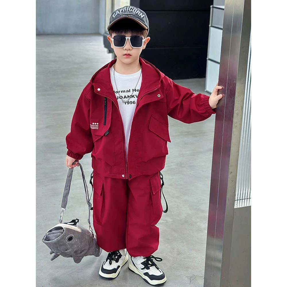 FAVMARTHA男童运动套装儿童春秋款冲锋衣新款工装帅男孩外套秋季