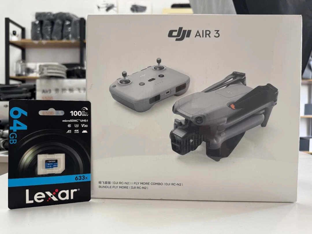 准新品 DJI/大疆  DJI Air 3畅飞套装（普通遥控器）