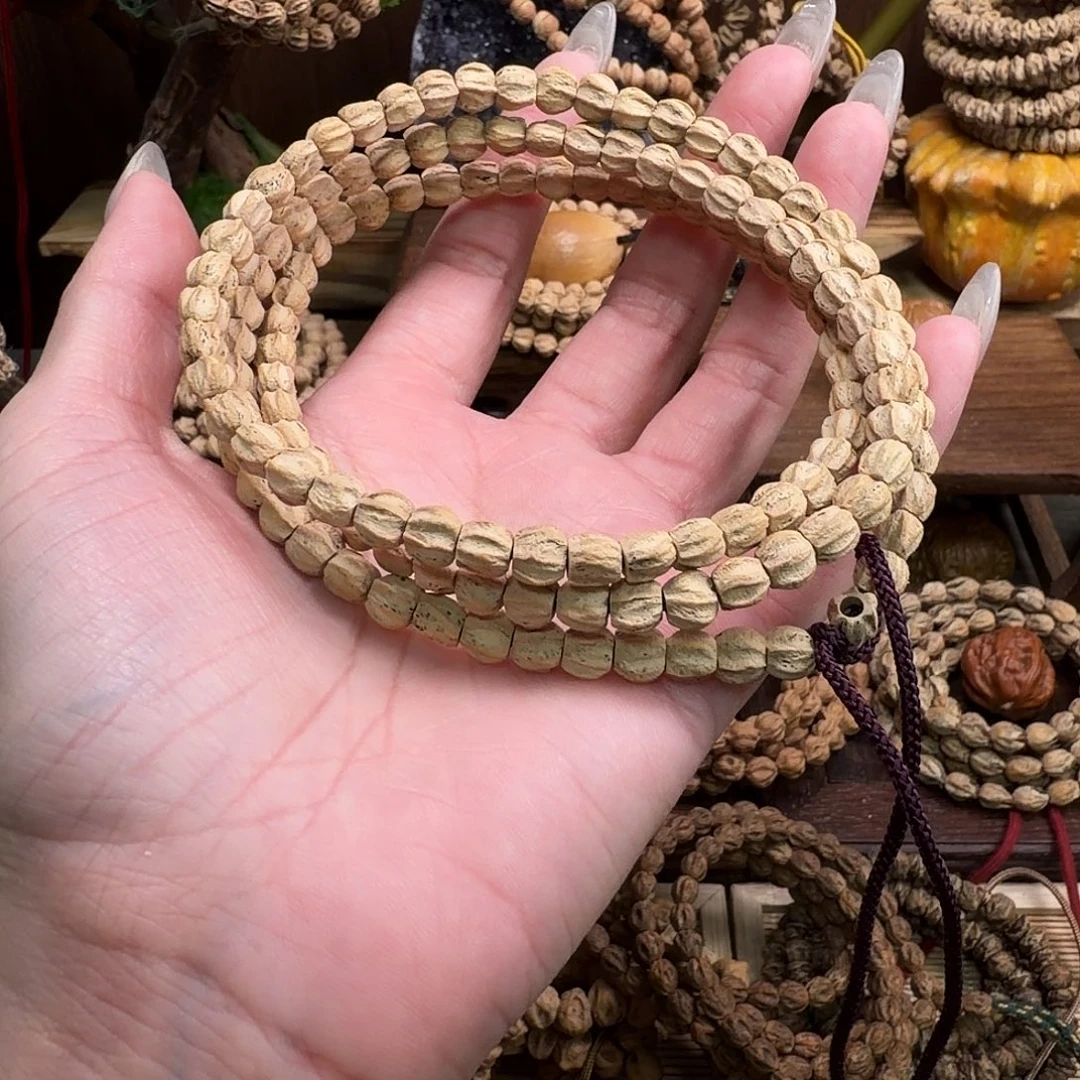 小***伟吊坠柏香籽/百香籽