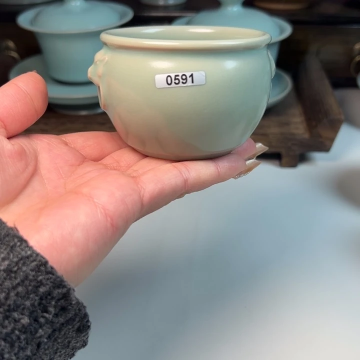 瓷片微瑕哈哈哈哈哈哈哈