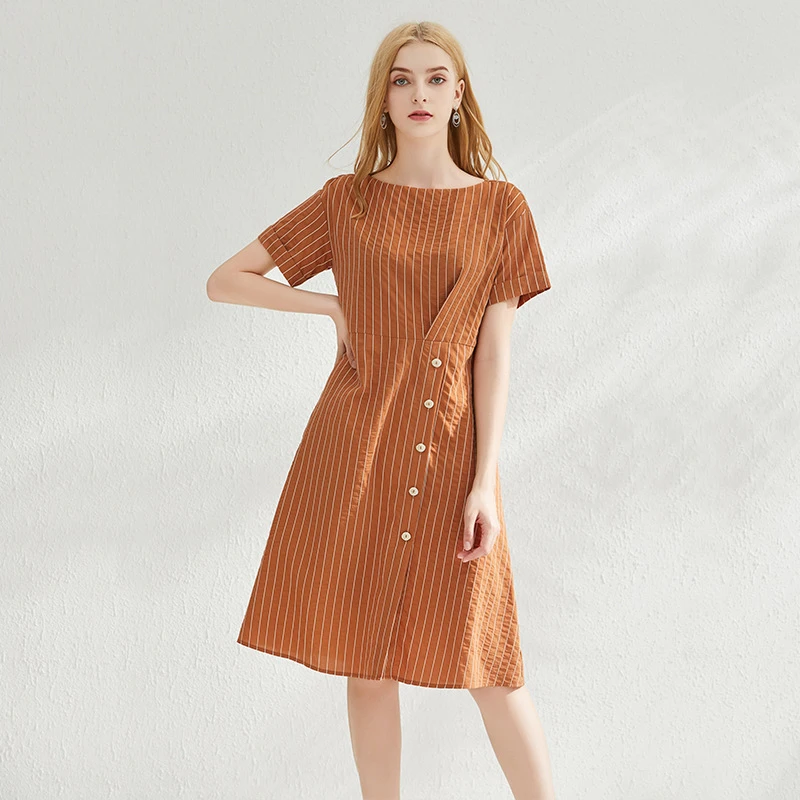 D04捡漏时尚南油轻奢品牌龙凤腾女装先到先得