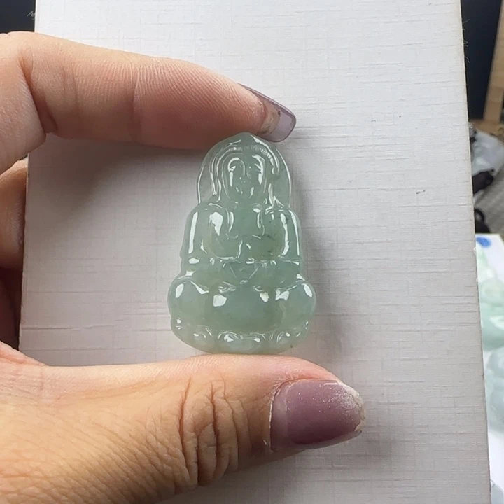 翡翠未镶嵌颈饰观音微瑕介意勿拍不退不换