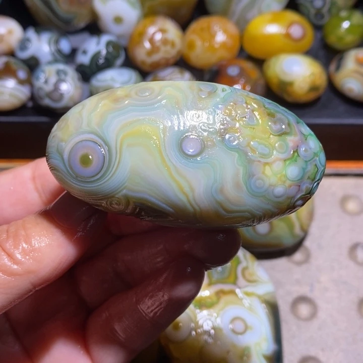 未镶嵌玛瑙/玉髓珠宝半成品105