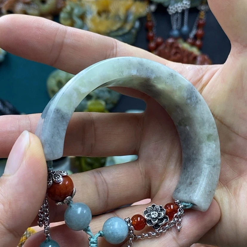 【闪购商品】蛇纹石玉未镶嵌手牌
