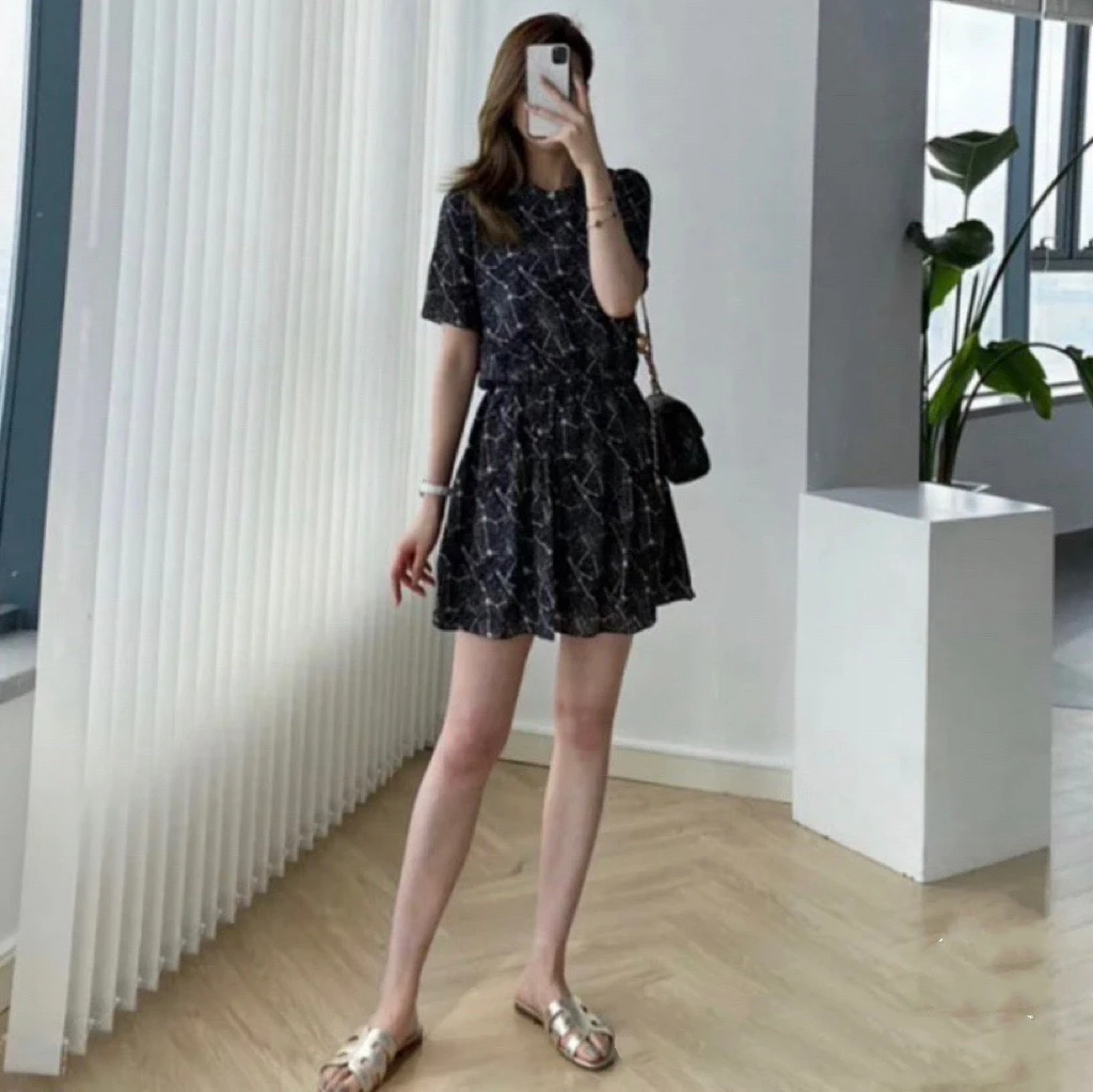 99新 YSL/圣罗兰 星座双层桑蚕丝松紧腰褶皱连衣裙 36码