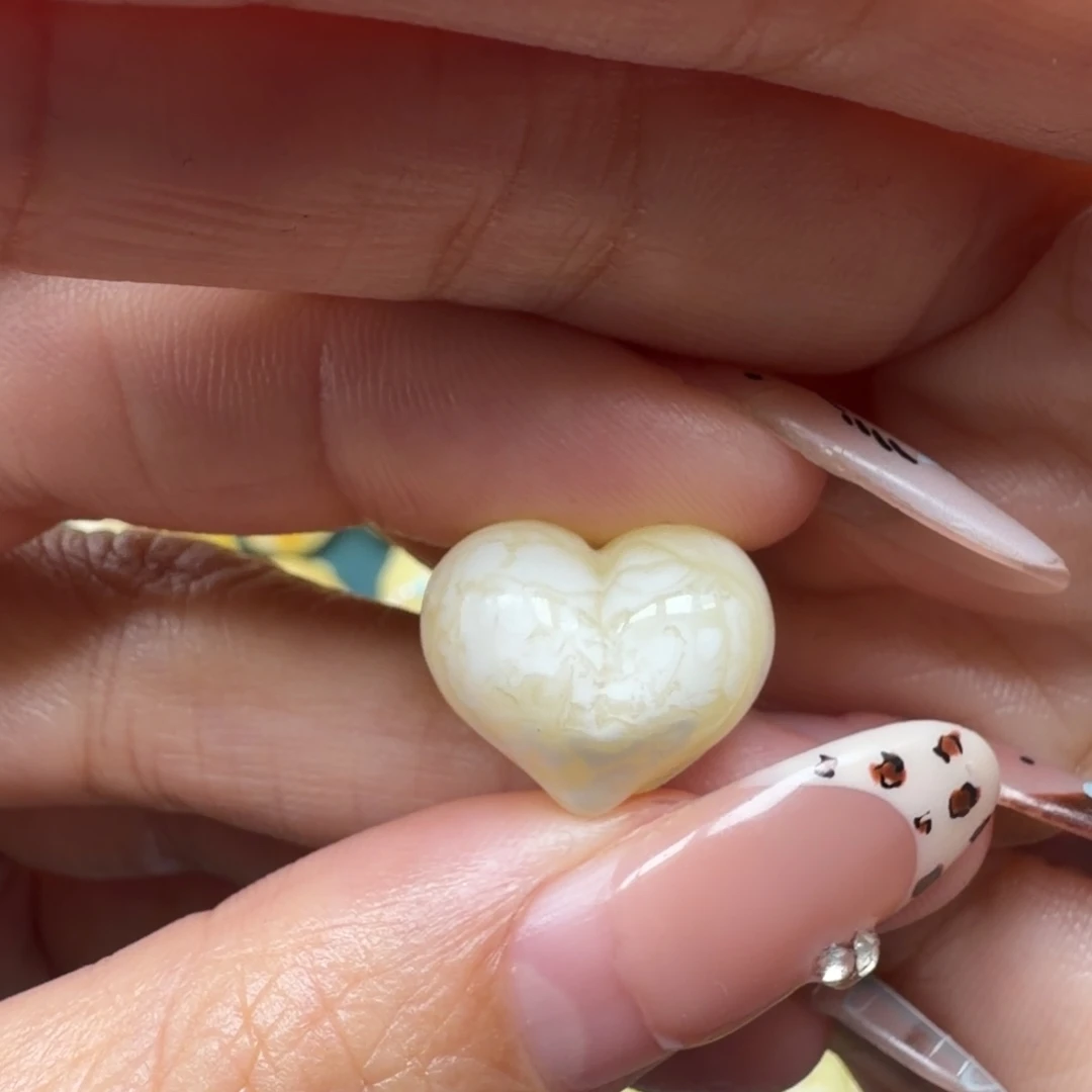 琥珀未镶嵌裸石蜜蜡