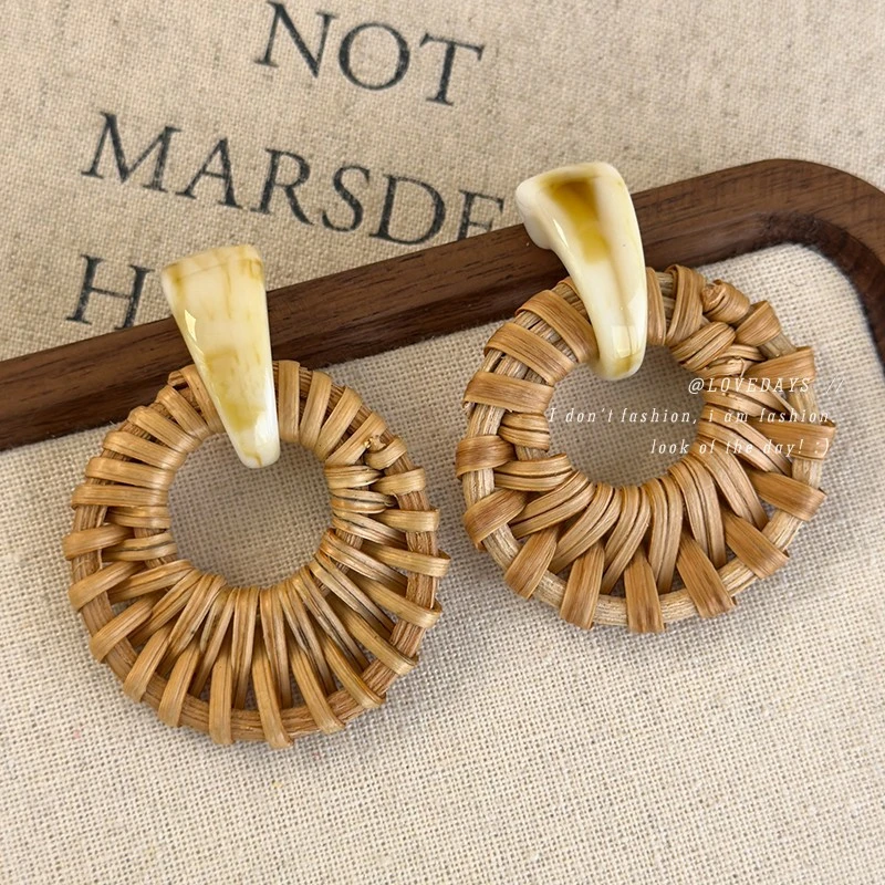 复古竹编草编耳环春夏新款高级感时尚耳钉海边度假风夸张独特耳饰