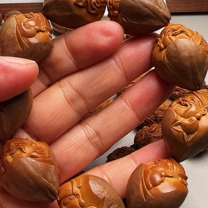 橄榄核手串/手链包衣财神