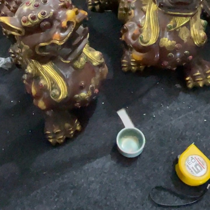 红***山瓷片大哥你好请问有钱