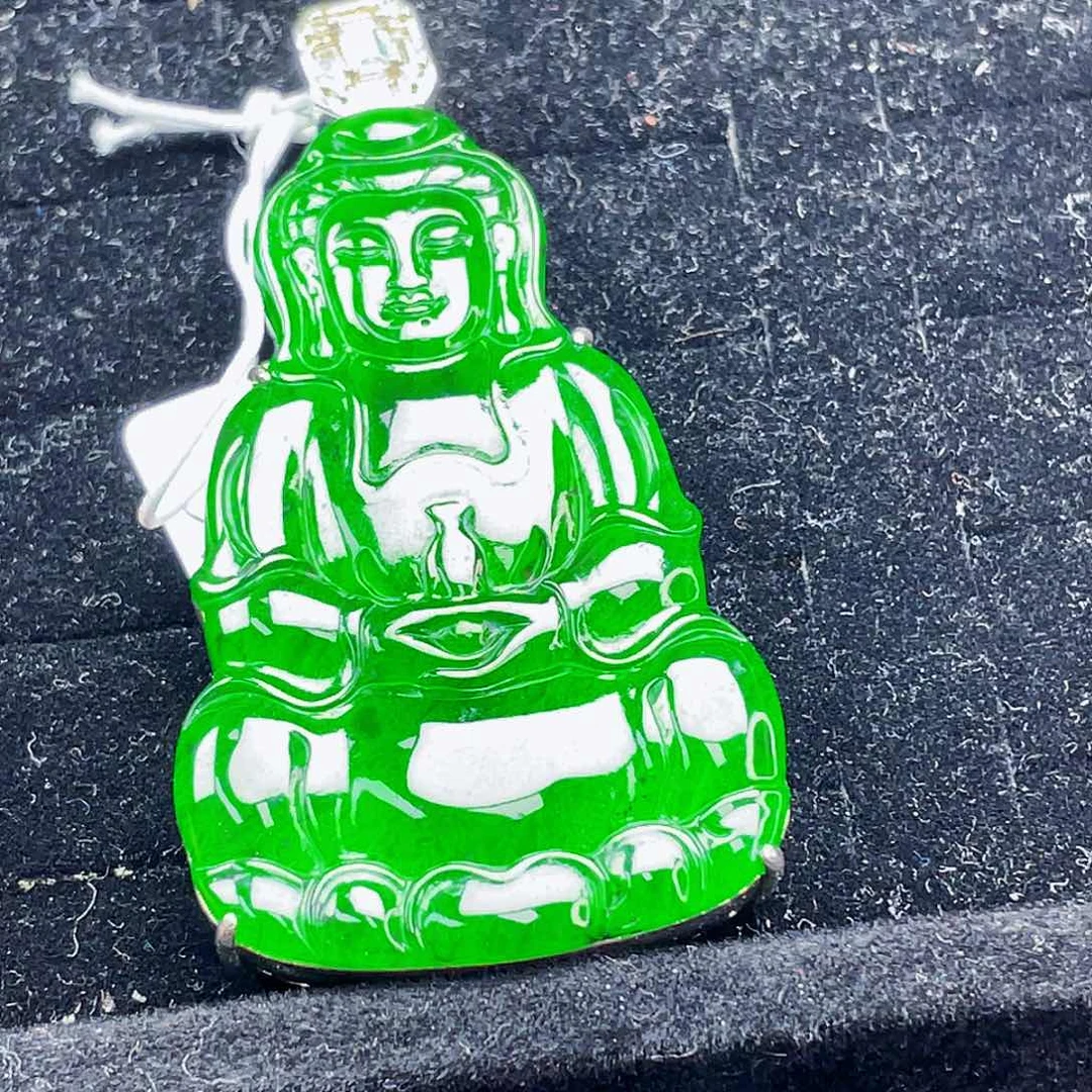 翡翠未镶嵌颈饰35
