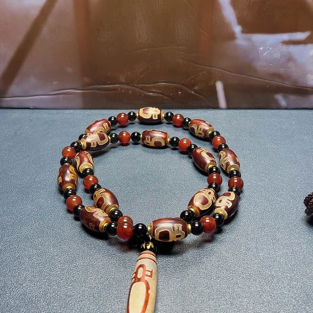 玛瑙/玉髓合金项链财神项链