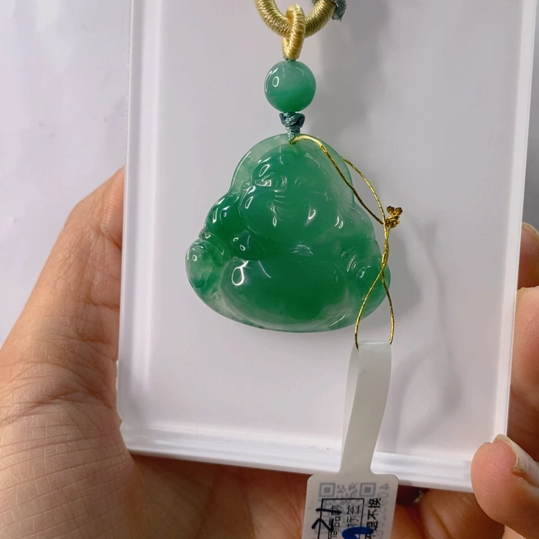 石英质玉未镶嵌颈饰