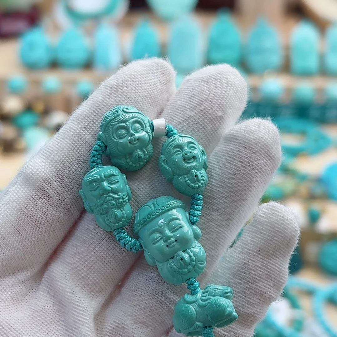 绿松石未镶嵌珠宝奇石