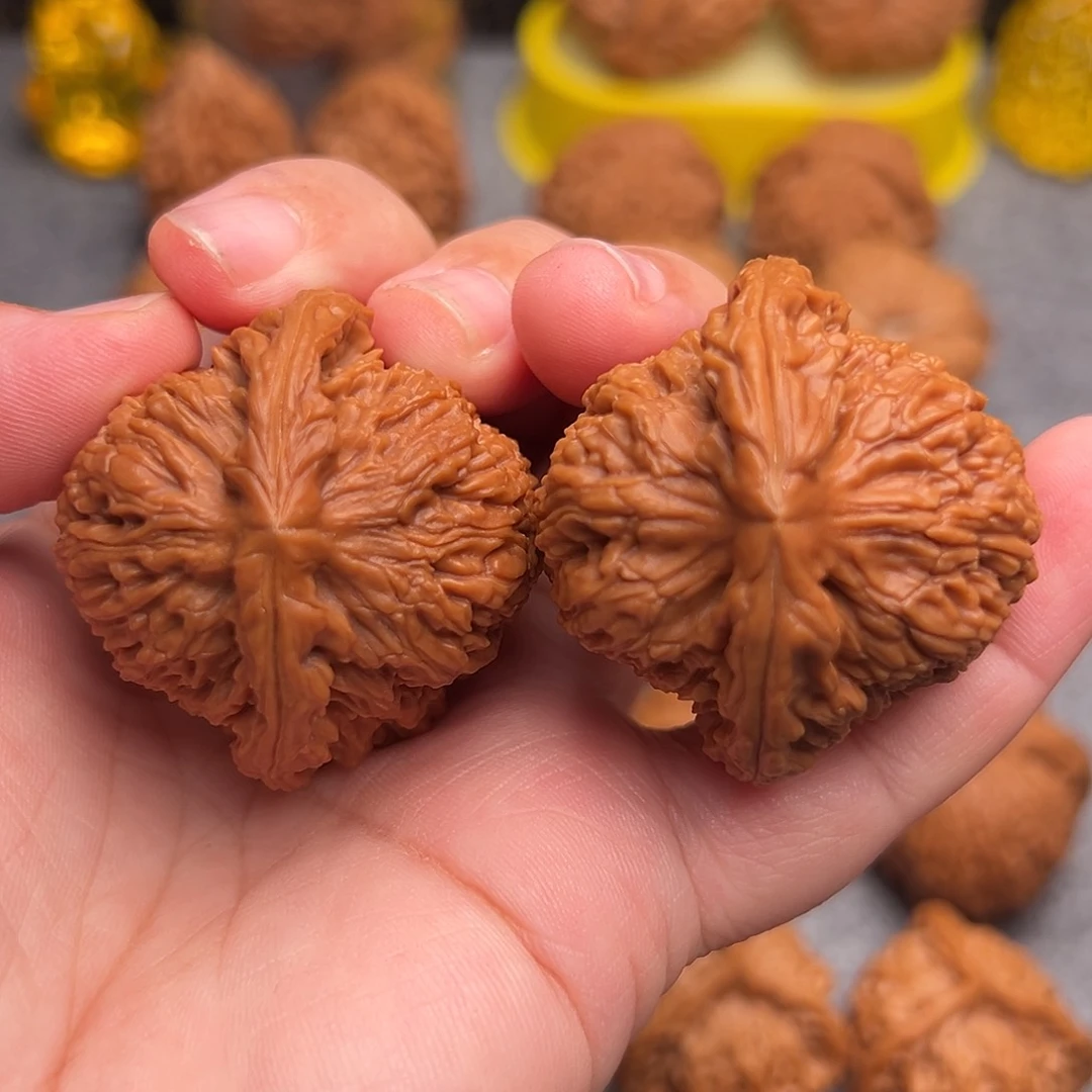 文玩核桃把件43全品毕业三角南疆