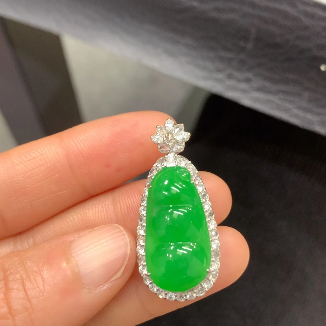 翡翠18K金镶嵌吊坠(不含链)