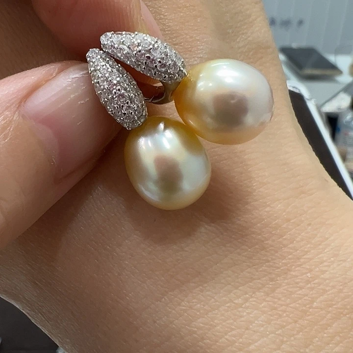 银S925镶嵌海水珍珠耳饰