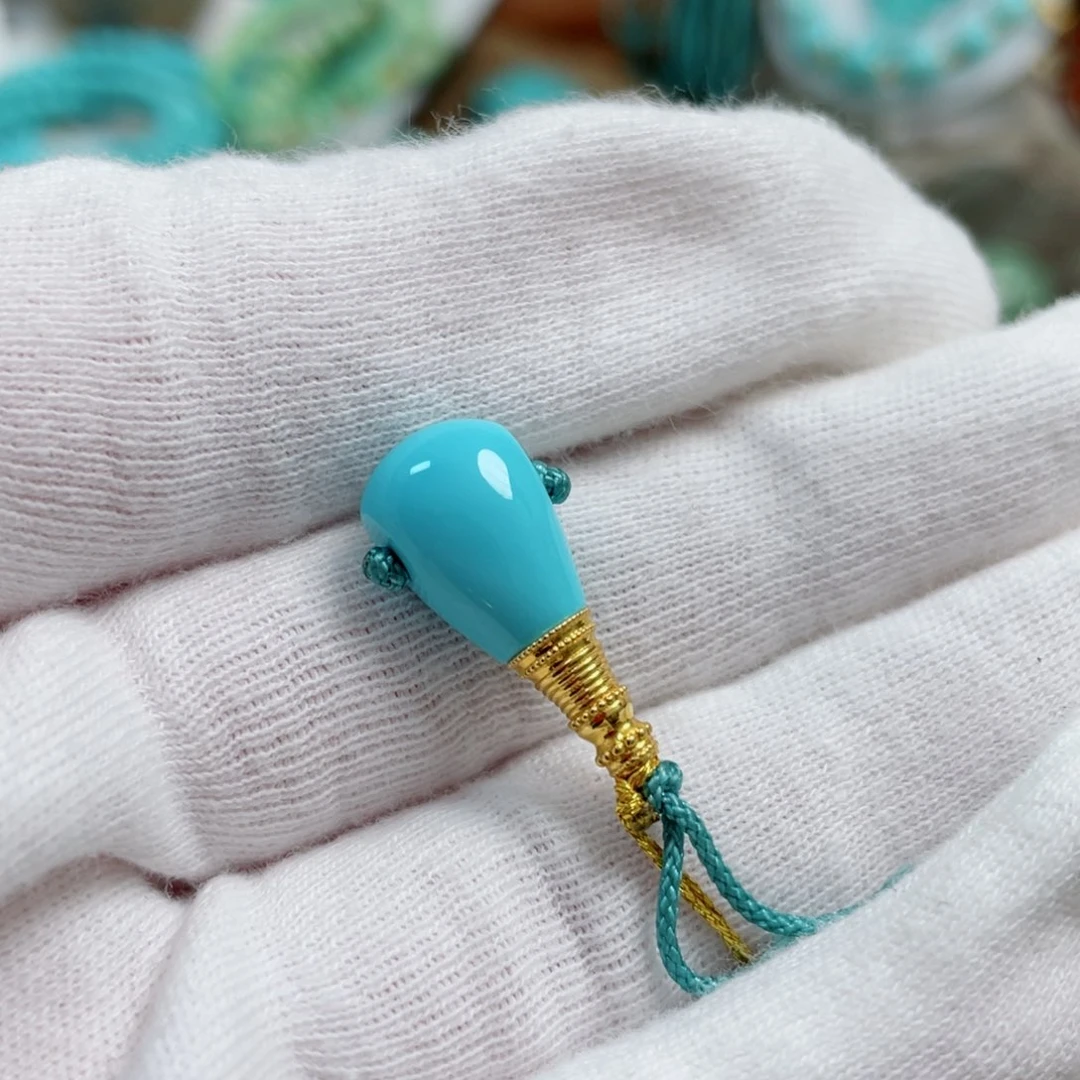 绿松石珠宝奇石18K金镶嵌