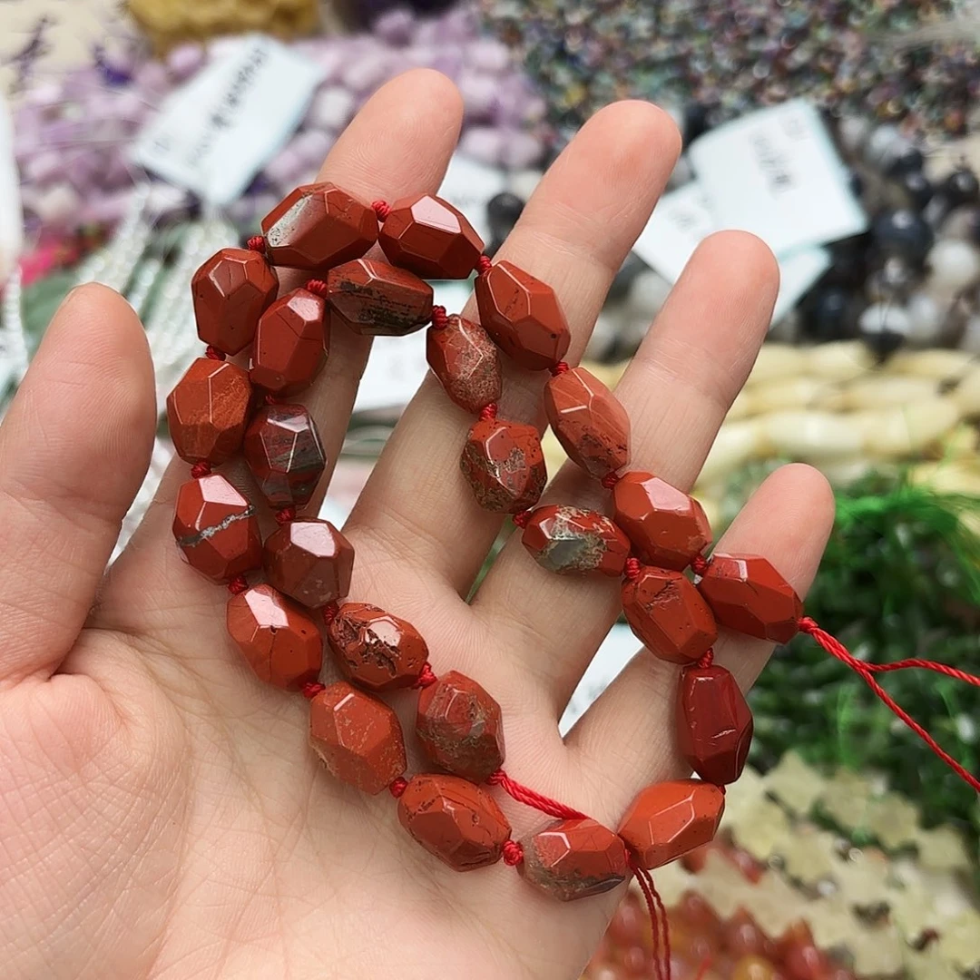 玛瑙/玉髓未镶嵌珠宝半成品卡10红石原切一条