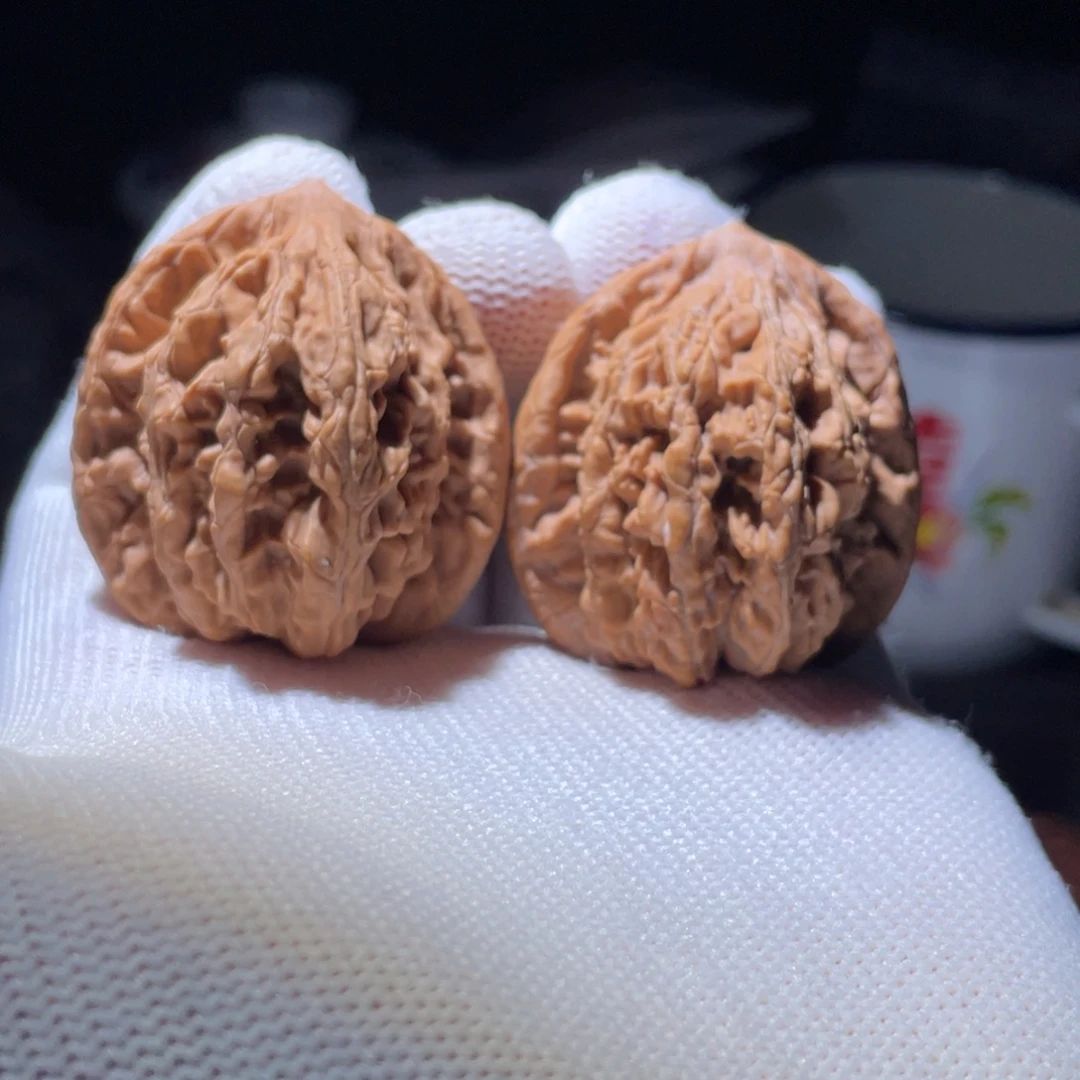 文玩核桃吊坠39全品虎头