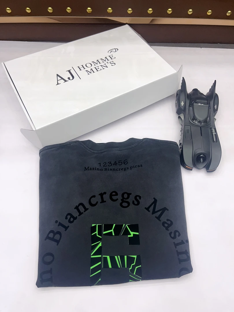 【高端玩家】56058# 男女同款运动时尚秋季宽休闲圆领短袖