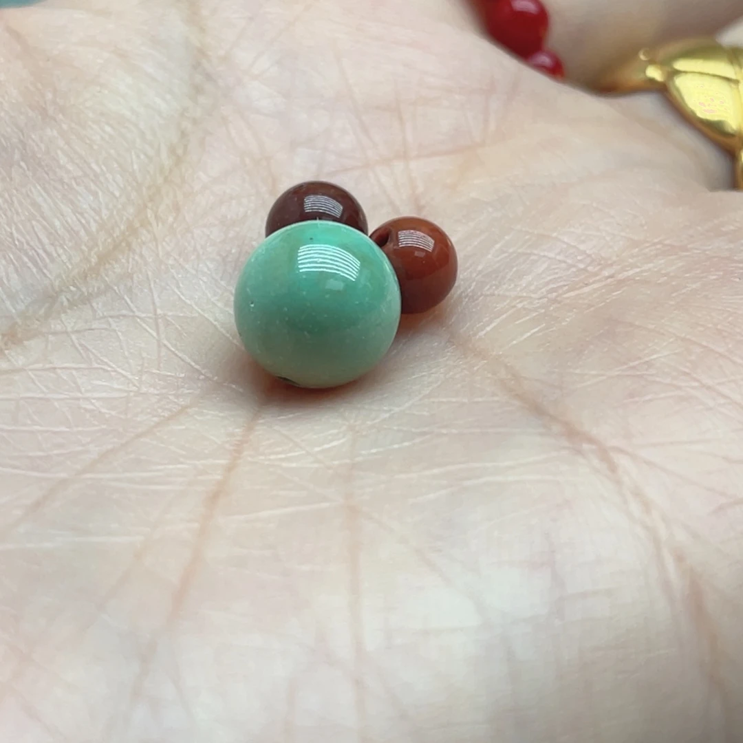 南红玛瑙未镶嵌珠宝奇石