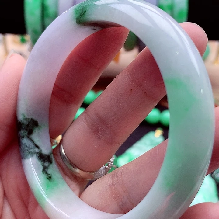 翡翠未镶嵌手镯翡翠