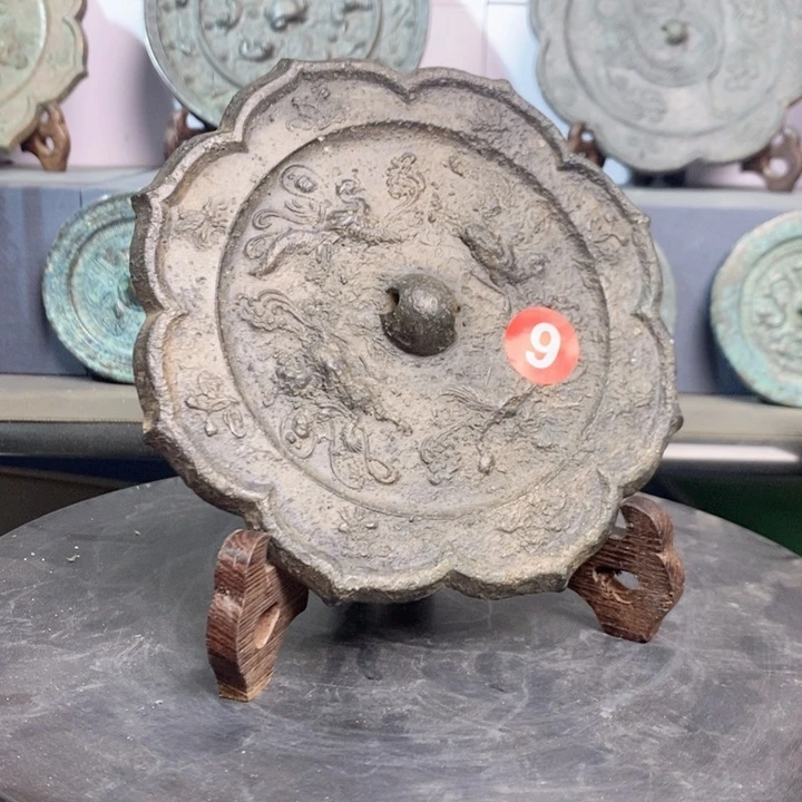仙骑纹铜镜14.8厘米左右
