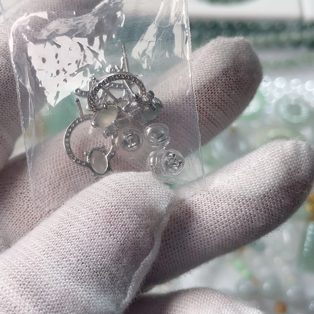 翡翠未镶嵌吊坠(不含链)漂**去