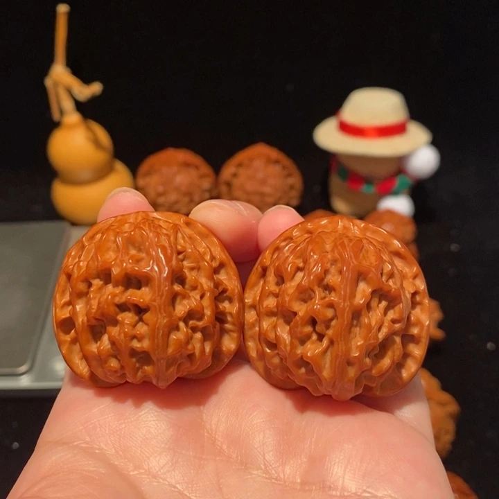 文玩核桃把件38尺苹果园158