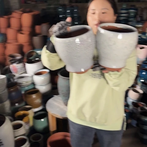 口18高20瑕疵两个盆。