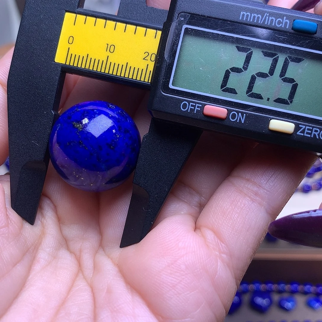 青金石未镶嵌精品