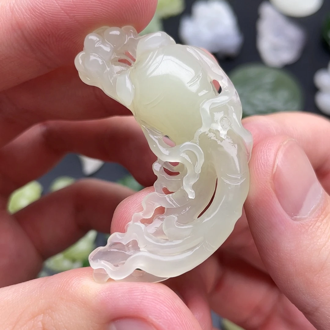 【闪购商品】颈饰未镶嵌和田玉