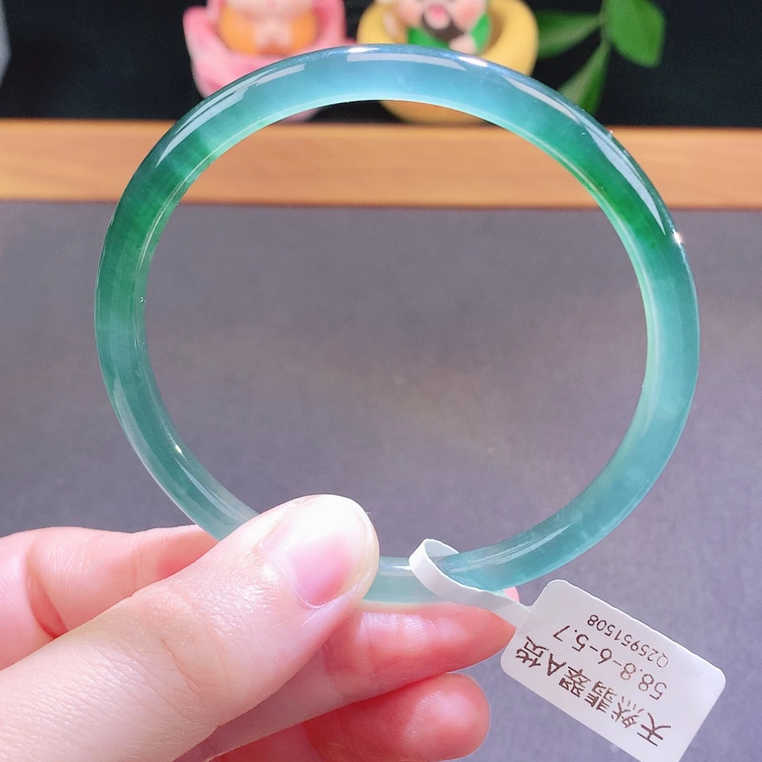 翡翠未镶嵌手镯天然翡翠