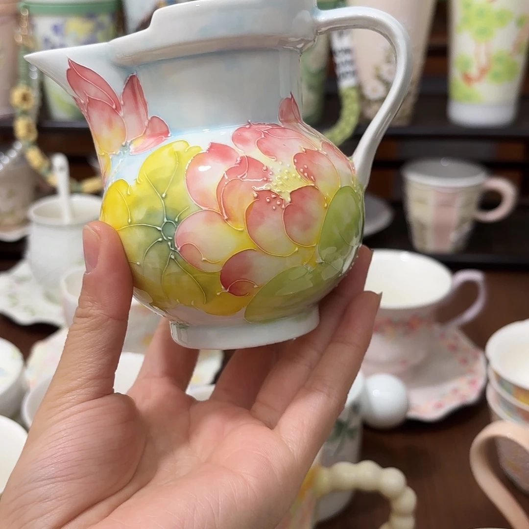 景德镇原创手绘陶瓷