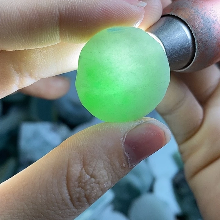 翡翠裸石纯天然翡翠