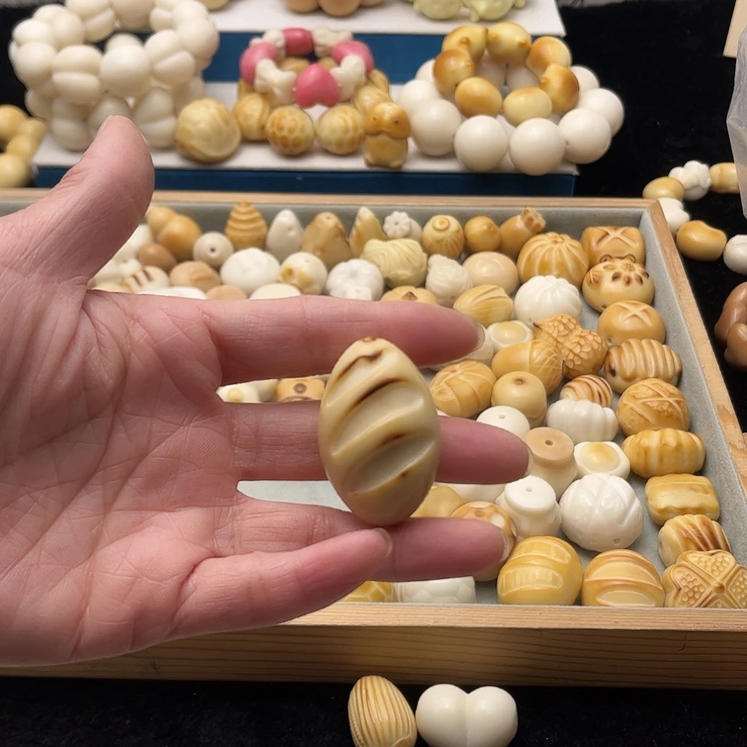 吊坠菩提根/象牙果