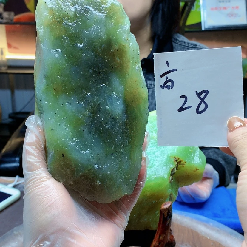 【闪购商品】未镶嵌蛇纹石玉原石