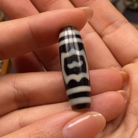 抖***人玛瑙/玉髓未镶嵌珠宝半成品