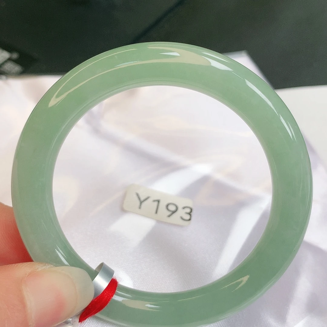【闪购商品】翡翠手镯未镶嵌缅甸天然a货翡翠