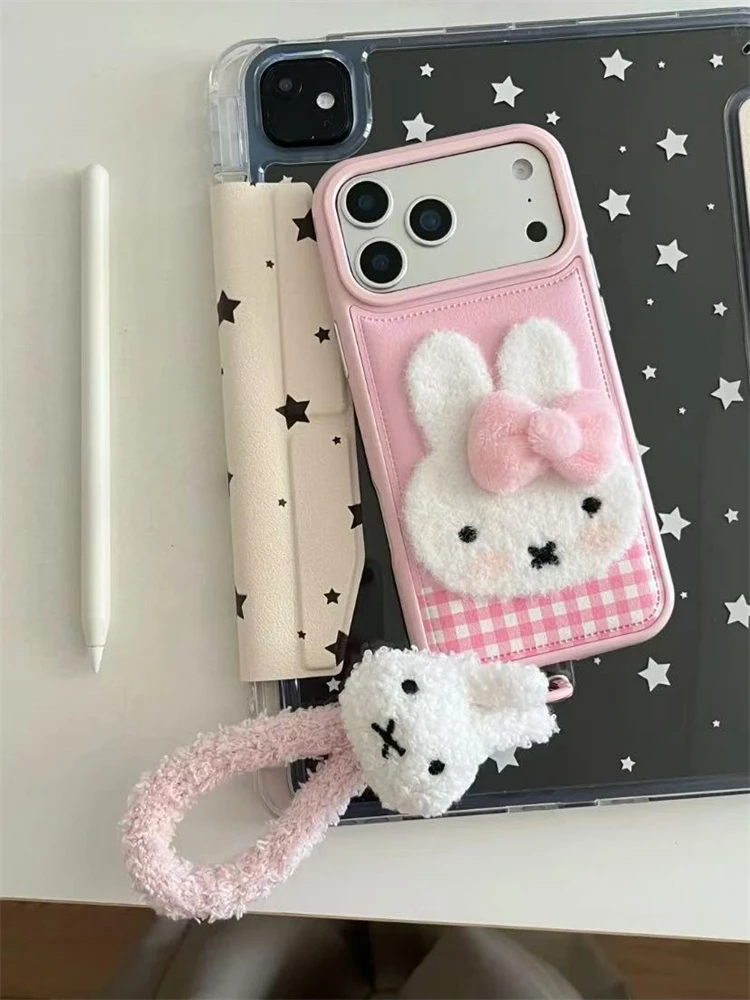 少女皮纹粉格毛绒粉蝴蝶结米菲适用iPhone17Pro手机壳苹果16pro新