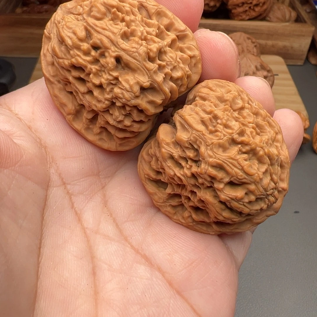 大***号文玩核桃把件南疆