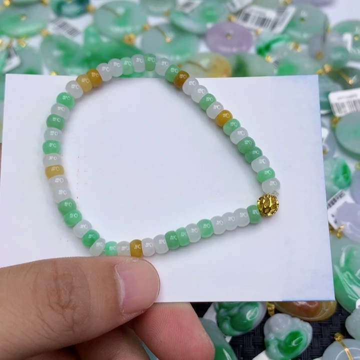 翡翠未镶嵌颈饰1111111