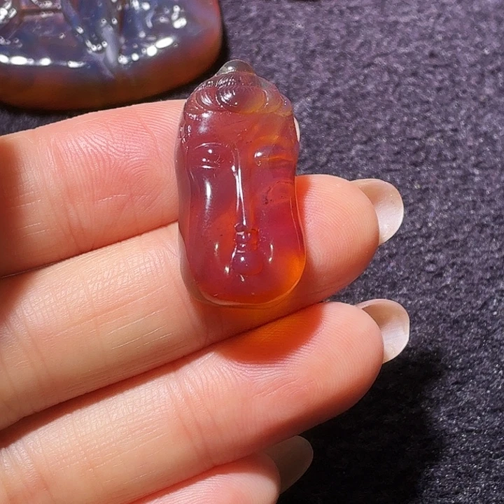 琥珀颈饰未镶嵌吊