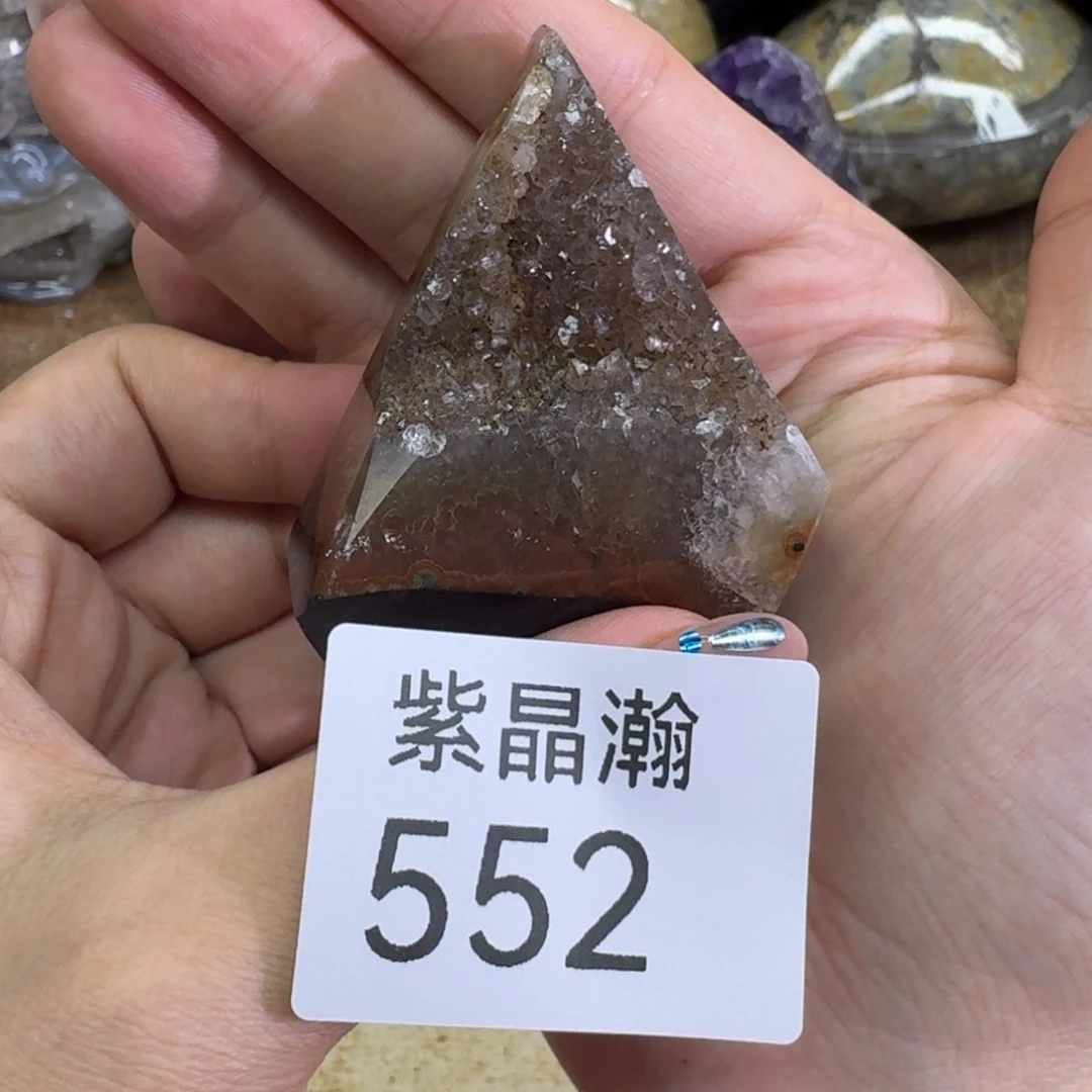 未镶嵌水晶大型摆件（非配饰）