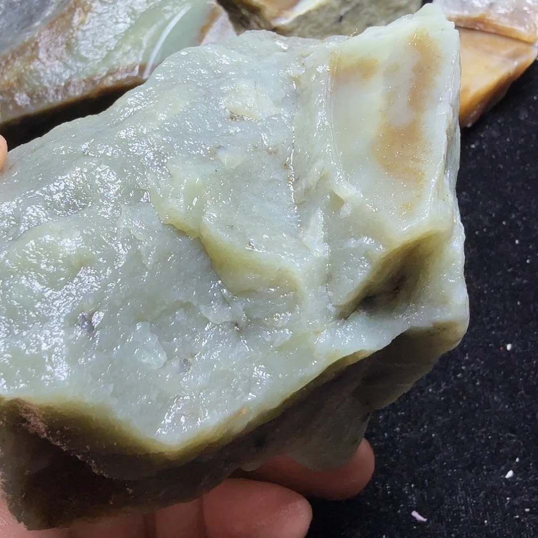 和田玉（糖玉）未镶嵌珠宝半成品