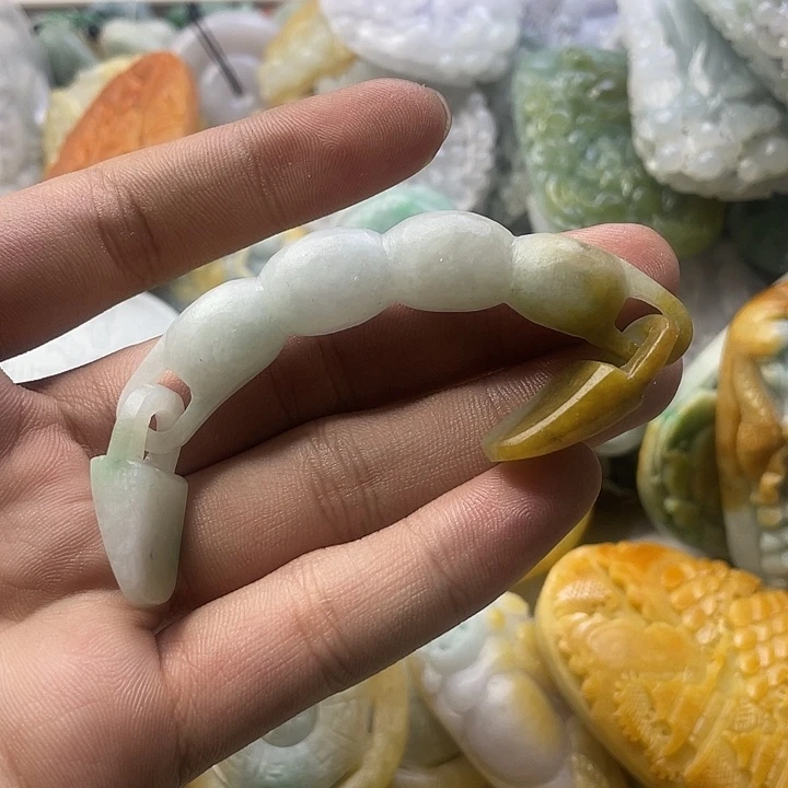 定制翡翠未镶嵌天然翡翠
